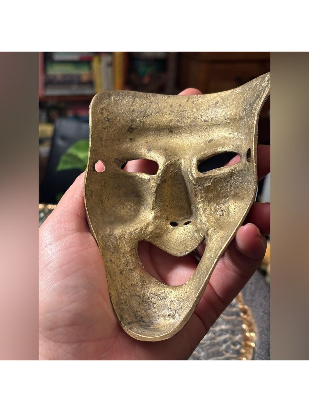 Antique-Style Brass Mask Sculpture Botanical Wall Art 4 Vines, Florals & Altars - Picture 7 of 14